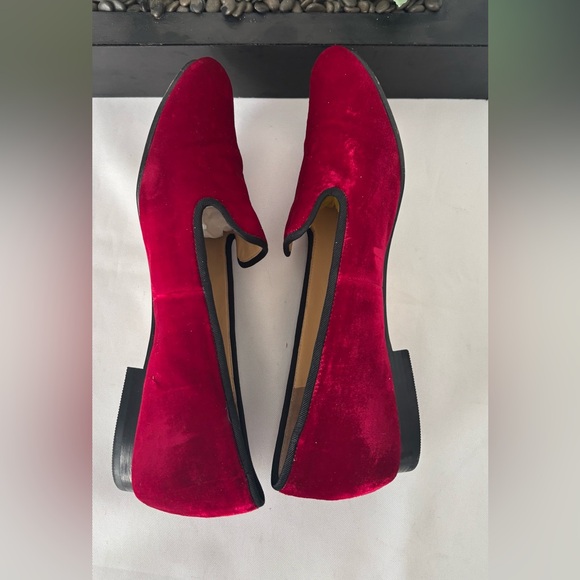 COLE HAAN RED VELVET LOAFERS OR FLATS BLACK PIPING AROUND EDGES SZ 8.5 - Picture 5 of 10